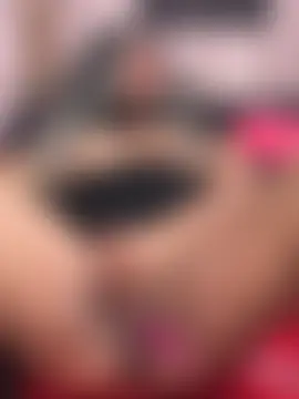 Suyin_squirt22's Webcam Show