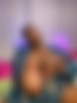 BigFineSelena's Webcam Show