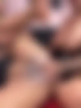 Suyin_squirt22's Webcam Show