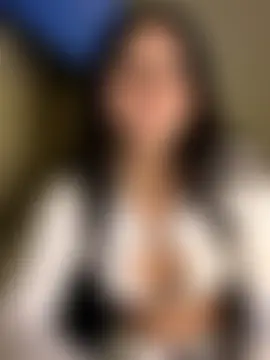 Laura-Khalifa's Webcam Show