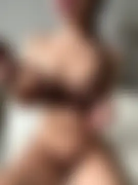 tina1your1's Webcam Show