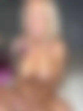 barbiedollkiley's Webcam Show