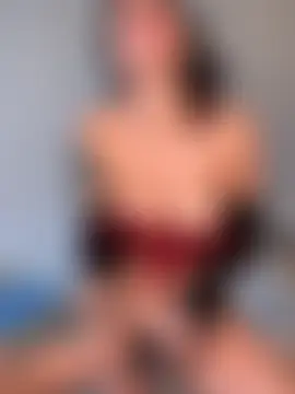 strawberry_queen2's Live Sex Cam Show