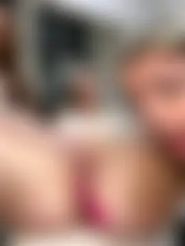 TwixCouple's Live Sex Cam Show