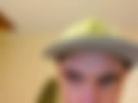 Huntzg23's Webcam Show