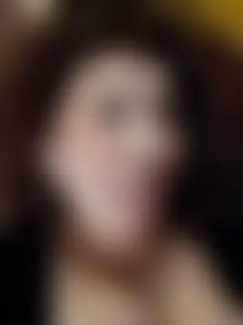 GypsyEsmeralda's Live Sex Cam Show