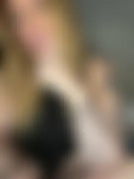 CurvyGirlMyla's Live Sex Cam Show