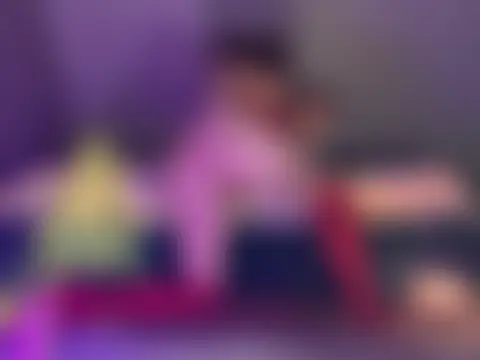 Velvetwitch87's Live Sex Cam Show