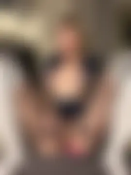 Lia__Love's Webcam Show