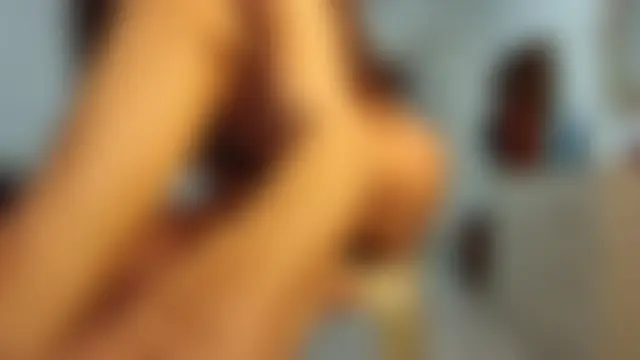 MonnaLisa22's Live Sex Cam Show