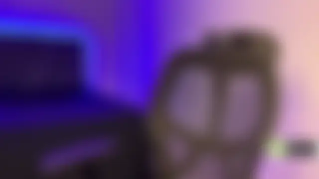 Onlyishuu's Webcam Show