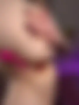 HugeBoobsAlice's Live Sex Cam Show