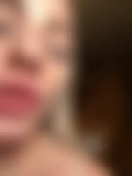 HugeBoobsAlice's Live Sex Cam Show