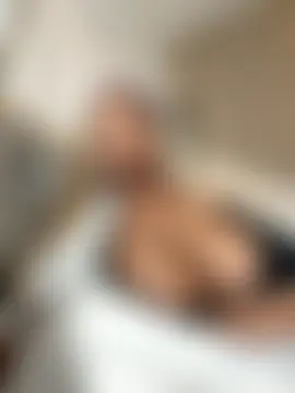 JamaicanAmazonQueen's Webcam Show