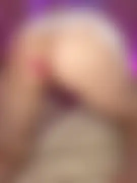 HugeBoobsAlice's Webcam Show