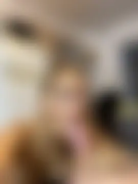 KittyXgoodass' Live Sex Cam Show