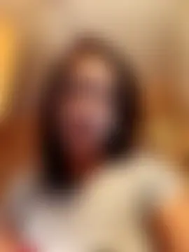 Alina03210's Live Sex Cam Show