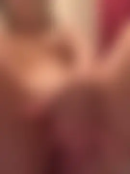 AmberLustXXX's Webcam Show