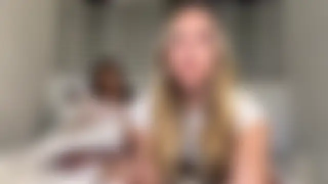 mariareevx's Webcam Show