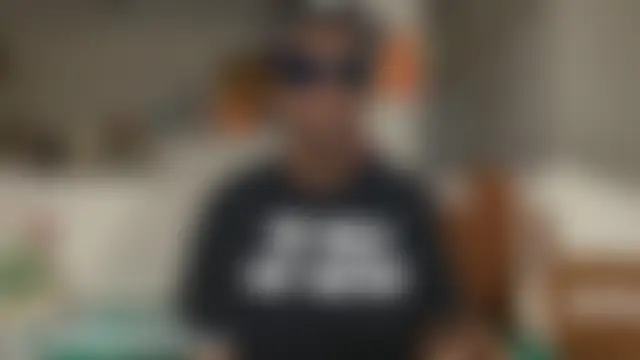 boomboomr00m's Webcam Show