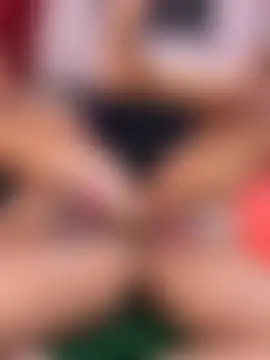 Suyin_squirt22's Webcam Show