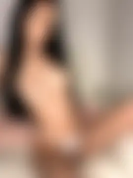 ilariea_girl's Live Sex Cam Show