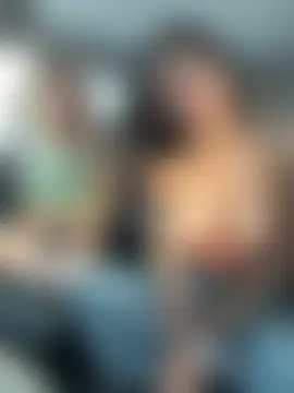 JulliaVegas' Live Sex Cam Show