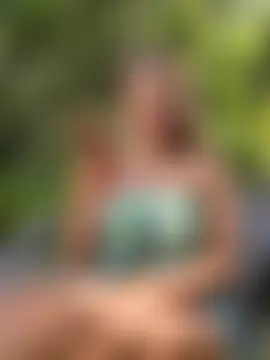 Bella-Grace's Live Sex Cam Show