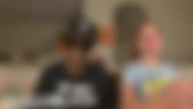 boomboomr00m's Webcam Show