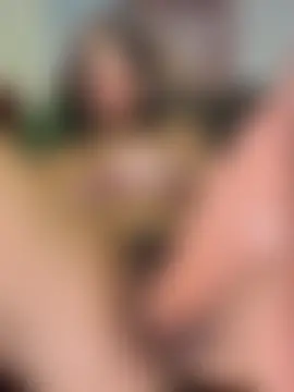 SQUIRTINGQUEEN11's Live Sex Cam Show