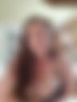 RosieMilff's Live Sex Cam Show