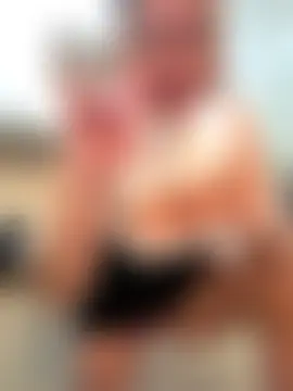 Melody73's Live Sex Cam Show