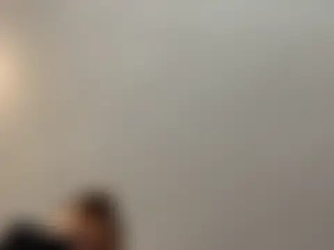 Malena525's Live Sex Cam Show