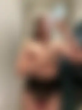 nicole111's Webcam Show