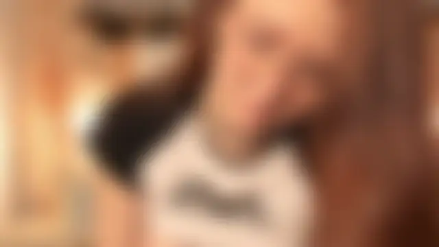 Daphne_And_Roger's Live Sex Cam Show