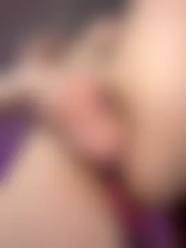 HugeBoobsAlice's Live Sex Cam Show