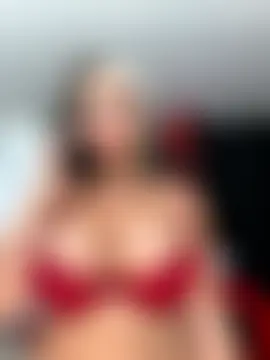 Alimela's Live Sex Cam Show