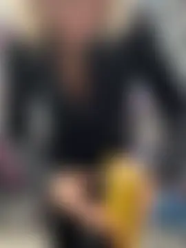 Cherry-red-xo's Live Sex Cam Show