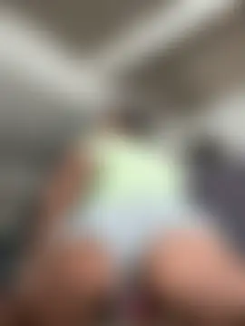 Your_Paris' Live Sex Cam Show