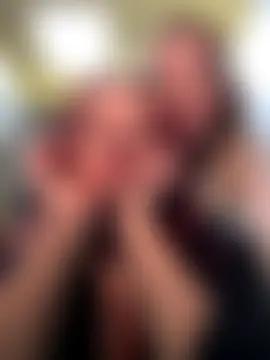 littlebitchesss' Live Sex Cam Show