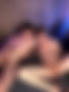 TwinksNextDoor's Webcam Show