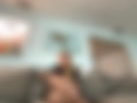 hatgirlsolo's Webcam Show