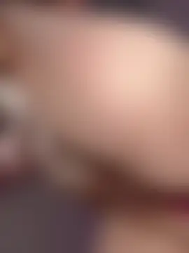 HugeBoobsAlice's Webcam Show