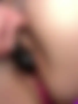 HugeBoobsAlice's Live Sex Cam Show