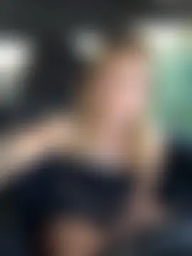 SheIsSomething's Live Sex Cam Show