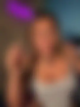 bossyroxy84's Webcam Show