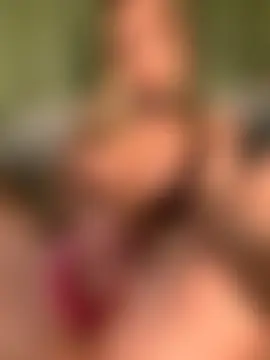 Emeli_Blur's Webcam Show