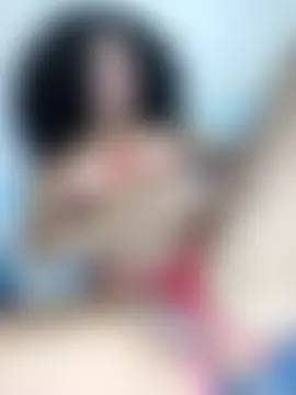 CurlyBitch's Webcam Show