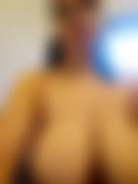 cuplu29's Live Sex Cam Show