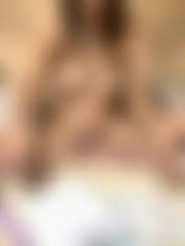 SarettaB90's Live Sex Cam Show